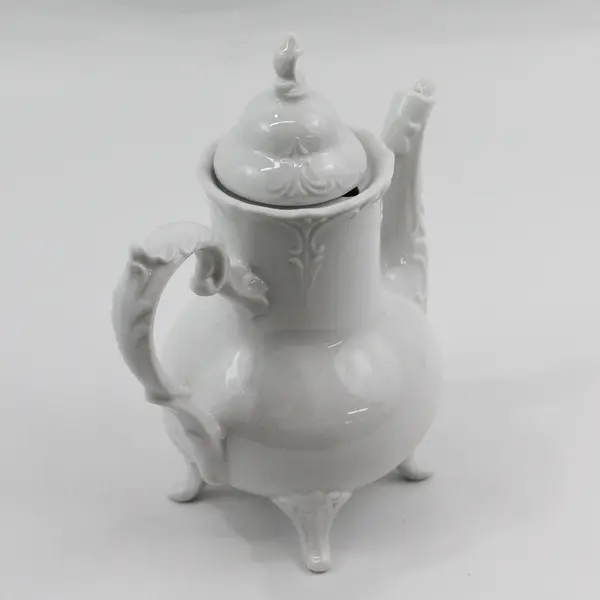Vintage White Ceramic 4 footed Teapot And Lid Made In Japan