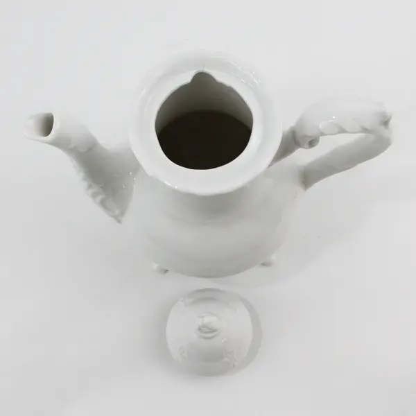 Vintage White Ceramic 4 footed Teapot And Lid Made In Japan