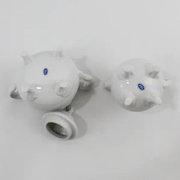 Vintage White Ceramic 4 footed Creamer Sugar Bowl And Lid Made In Japan