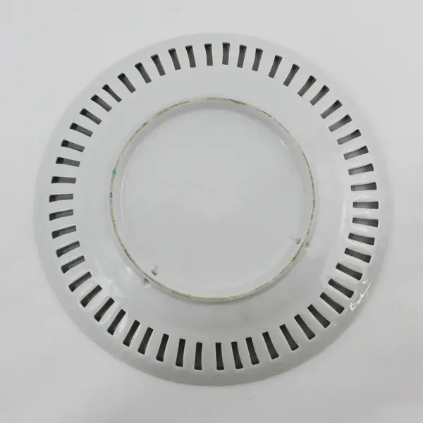 White Porcelain Reticulated Rim Dinner Plate 9.5in Unmarked