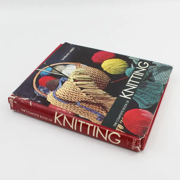 Vintage Complete Book of Knitting by Barbara Abbey 1971 Hardcover Dust Jacket