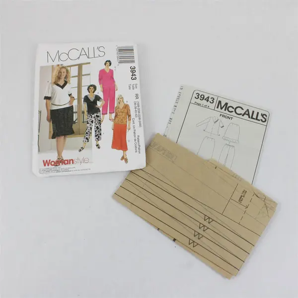 2003 McCall's Pattern 3943 Women's Top Skirt Pants Size RR (18W-24W) UNCUT