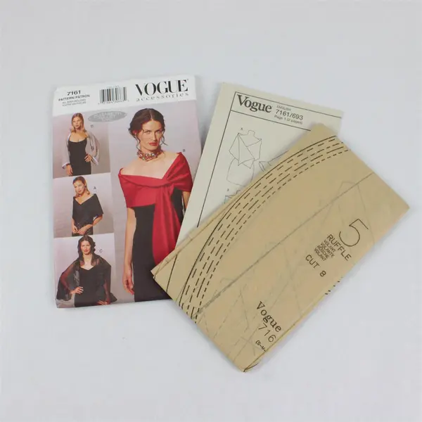 1999 Vogue Pattern 7161 Women's Evening Wraps UNCUT