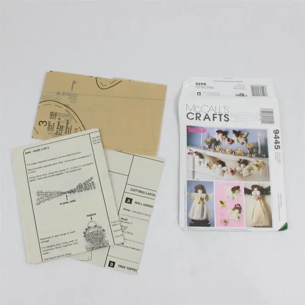 Lot of 2 McCall's Christmas Holiday Decor Sewing Patterns 9445 2991 UNCUT