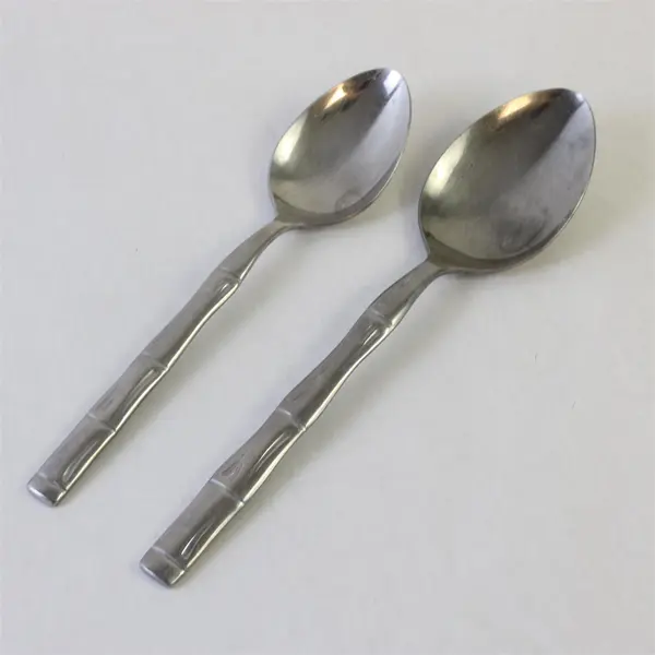 Lot of 4 Reed & Barton Regal Bamboo Stainless Flatware 3 Teaspoons 1 Place Spoon