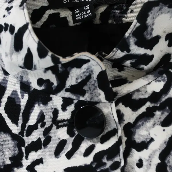 Dennis by Dennis Basso Women 2X Off-White/Black Cheetah Print Coat