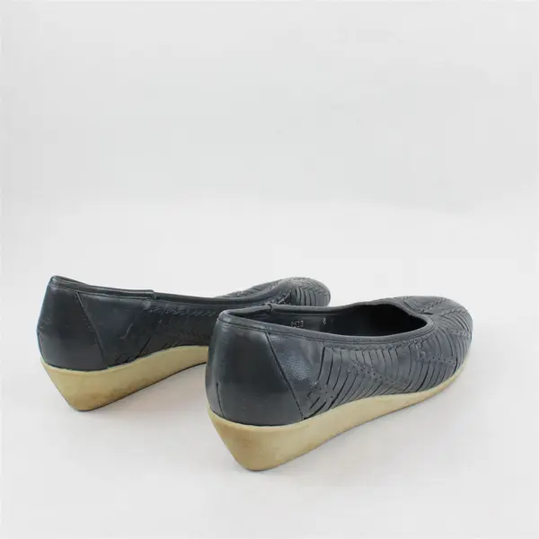 G.H. Bass & Co. Blue Kidskin Leather Almond Toe Wedge Heels Women's U.S. Size 8M