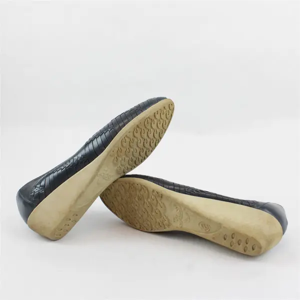 G.H. Bass & Co. Blue Kidskin Leather Almond Toe Wedge Heels Women's U.S. Size 8M