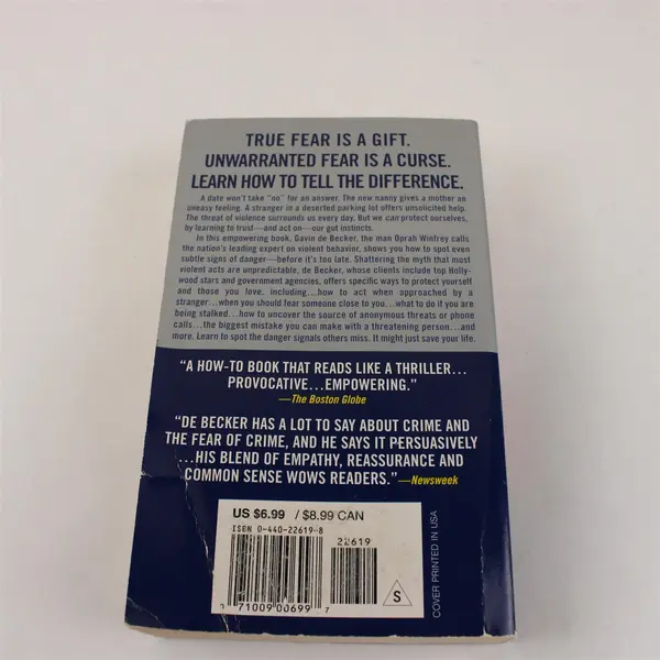 Vintage The Gift of Fear Survival Signals Gavin De Becker 1998 PB W/New Chapter