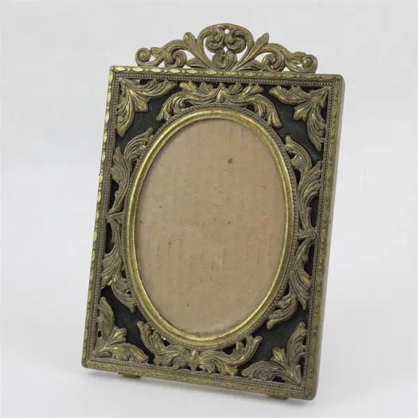 Vintage Action Made in Italy Brass Ornate Baroque Glass Picture Frame