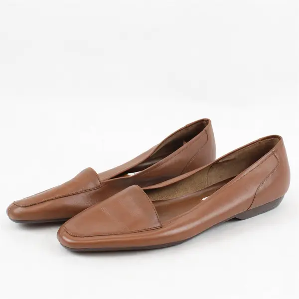 Vintage Partners Brown Leather Square Toe Flats Women's U.S. Size 8
