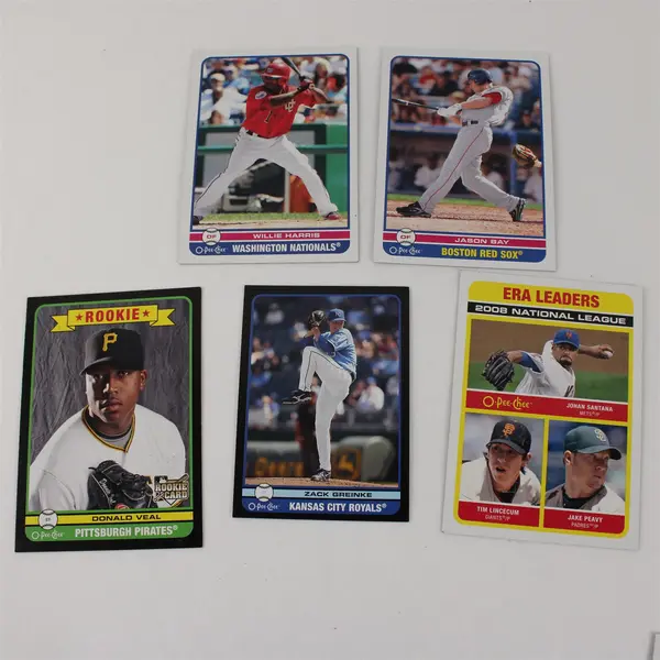 Lot of 22 Upper Deck O-Pee-Chee Baseball Trading Cards 2009