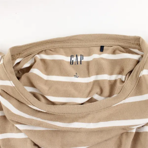 GAP Beige and White Striped Long-Sleeved T-Shirt Women's Small