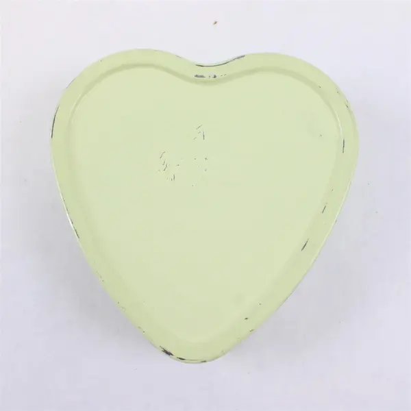 Vintage Heart-Shaped Tin by Daher of Long Island NY Made in England