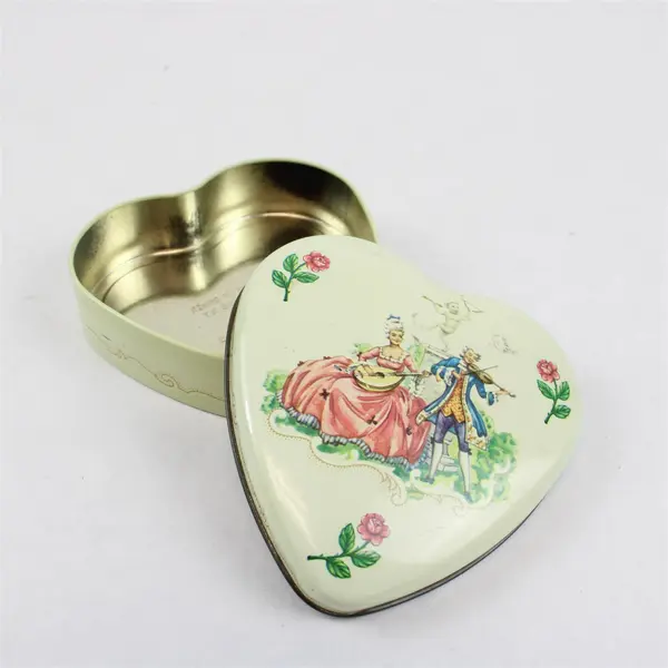 Vintage Heart-Shaped Tin by Daher of Long Island NY Made in England