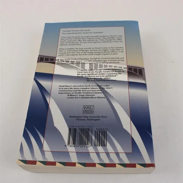 Grand Coulee Harnessing a Dream Paul C Pitzer 1994 Paperback Good