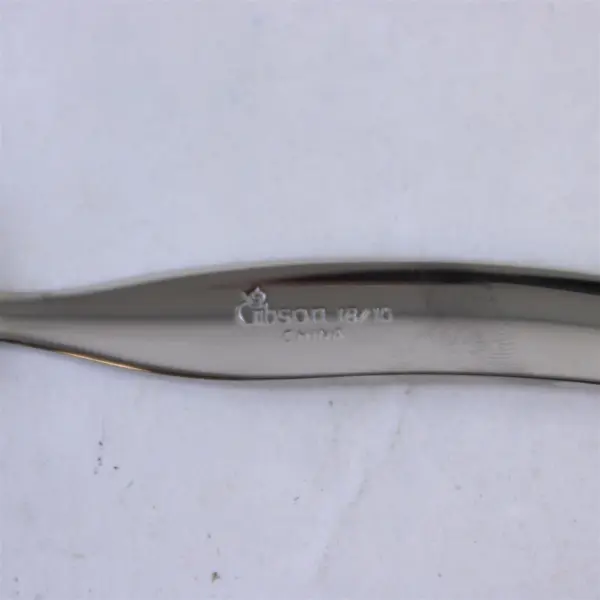 Lot of 2 Gibson Stainless Steel Europa Oval Soup Spoons 8" Flatware