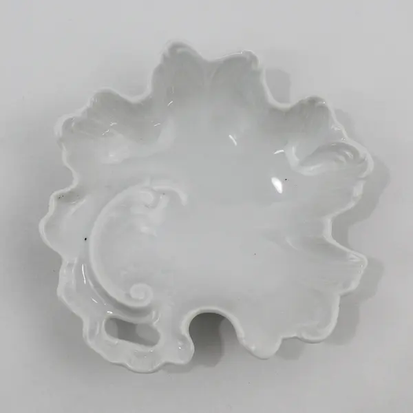 Vintage White Porcelain Leaf Shaped Bowl Trinket Dish 