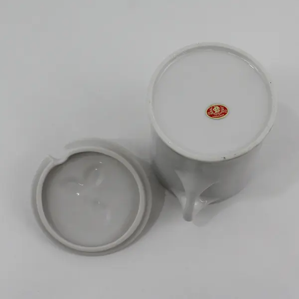 EM Japan White Ceramic Strawberry Finial Lid Jar Jam Jelly Sugar