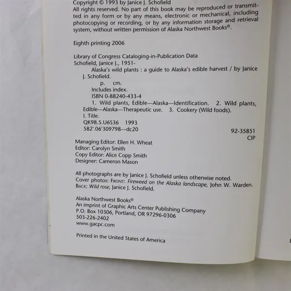 Alaska's Wild Plants Guide to Alaska's Edible Harvest Janice Schofield 1993