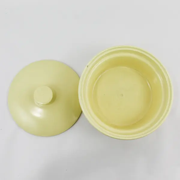 Northington Vintage Butter Yellow Ceramic 8.5in Casserole Dish w/Lid