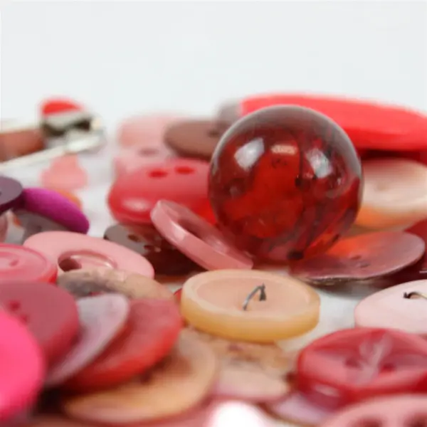 Lot of Assorted Buttons Mixed Sewing Crafting Pre-Owned