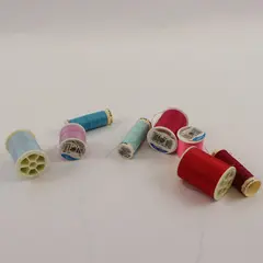 Lot of 8 Coats & Clark Sewing Thread Spools Mixed Colors