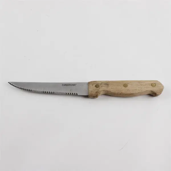 Set of 3 Farberware Serrated Steak Knives with Light Wood Handle