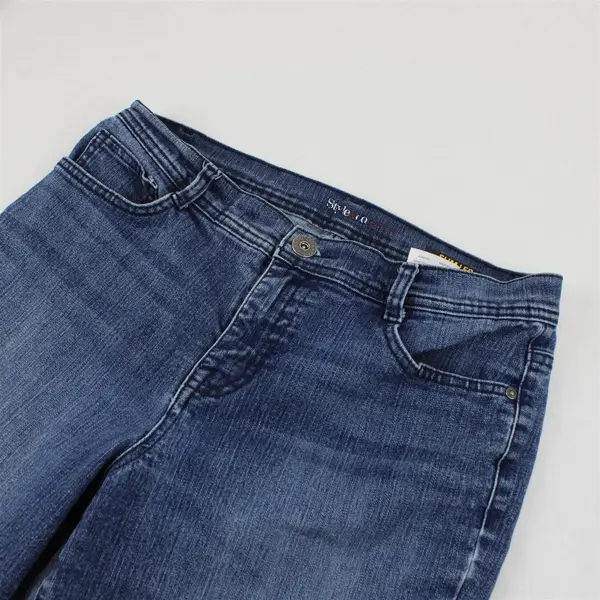 Style & Co. Medium Wash Slim Leg Jeans Women's Size 10