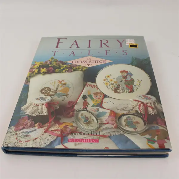 Fairy Tales in Cross Stitch Dorothea Hall 1992 UK Import HC Dust Jacket