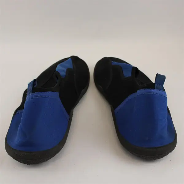 Sand & Sun Blue and Black Water Shoes Men's U.S. Size 12