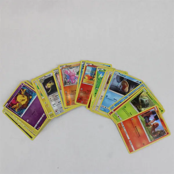 Lot of 390 Pokemon Cards - 2012-2023 - Mixed Lot with 38 Holos and Reverse Holos