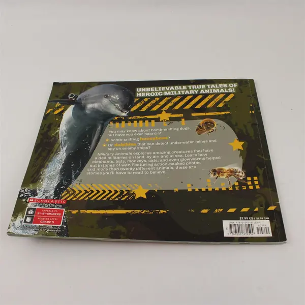 Military Animals by Laurie Calkhoven 2015 Paperback Good Missing Dog Tags 