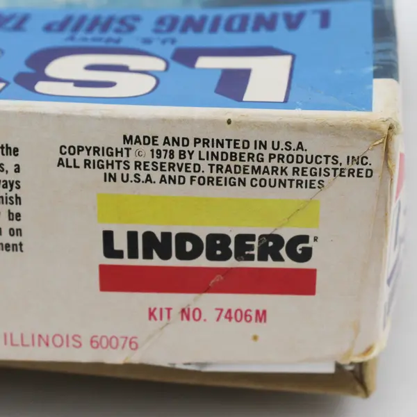 Lindberg 1978 US Navy LST Landing Ship Tank 1/245 Scale Motorized Model 7406M