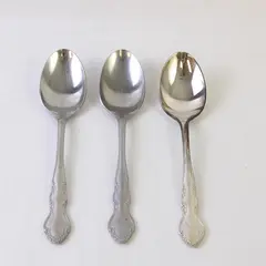 Lot of 3 Retroneu Jenna Pattern Place Oval Spoons Flatware