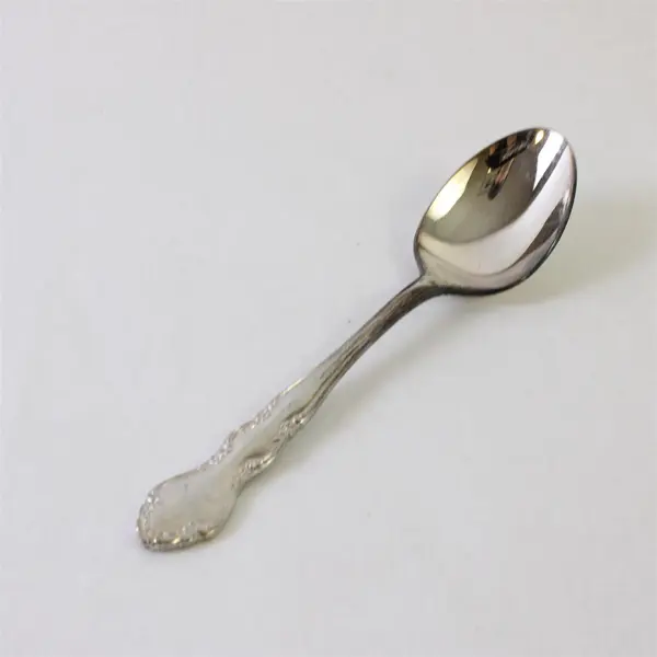 Lot of 3 Retroneu Jenna Pattern Place Oval Spoons Flatware