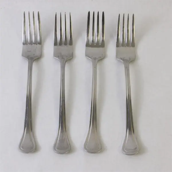 Lot of 4 Retroneu Mira Salad Forks 18/8 Stainless Steel Flatware Set