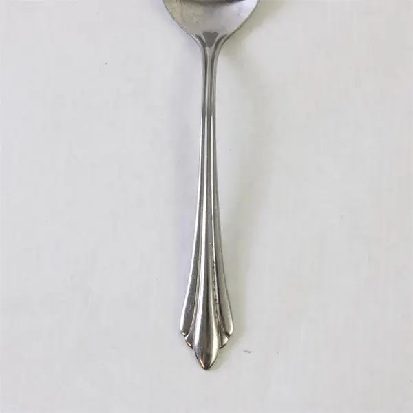 Lot of 4 Reed & Barton Rebacraft Sarajevo Stainless Teaspoons