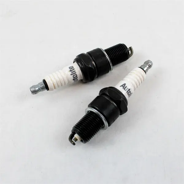 Autolite Copper Core Electrode 63DP2 Spark Plugs w/ Original Packaging