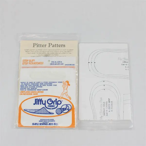 Lot of 2 Favorite Things Slipper Patterns Pitter Patters My Favorite Pair 049 37