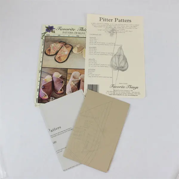 Lot of 2 Favorite Things Slipper Patterns Pitter Patters My Favorite Pair 049 37