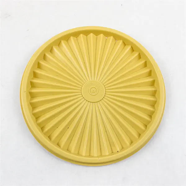 Vintage Tupperware Salad Serving Bowl 890-13 with Lid Harvest Gold 10in