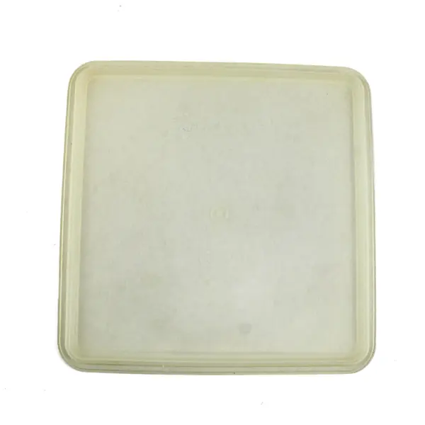 Lot of 2 Tupperware Snak Store Replacement Lids 514-2 515-4