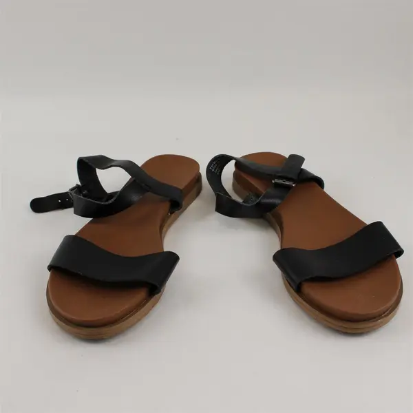 Universal Thread Women's Black Brown Faux Leather Buckle Sandals Size 7