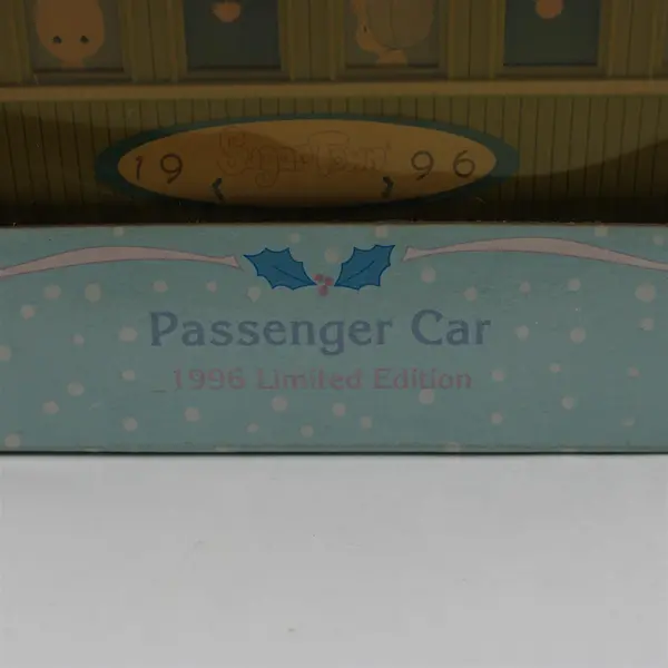  Vintage Enesco Precious Moments Sugar Town Express Passenger Car 1996