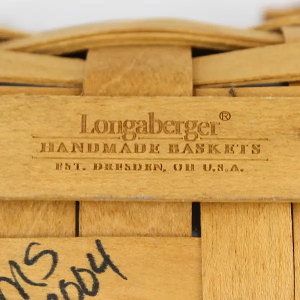 Longaberger Happy Holidays Wicker Basket with Handles 2004