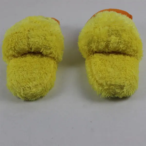 Yellow Duck Indoor Slippers Adult Size Large 9-10