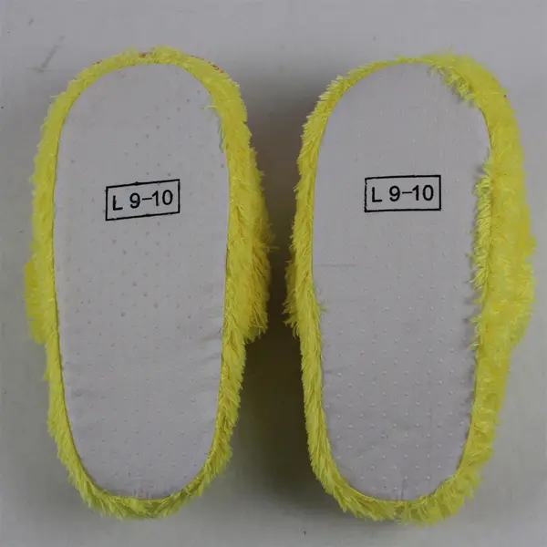Yellow Duck Indoor Slippers Adult Size Large 9-10