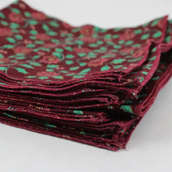 Set of 12 Cloth Napkins Christmas Poinsettia & Holly Pattern Fabric