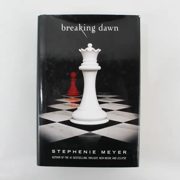 Breaking Dawn by Stephenie Meyer Twilight Saga Series Book 4 1st Ed 2008 HC DJ